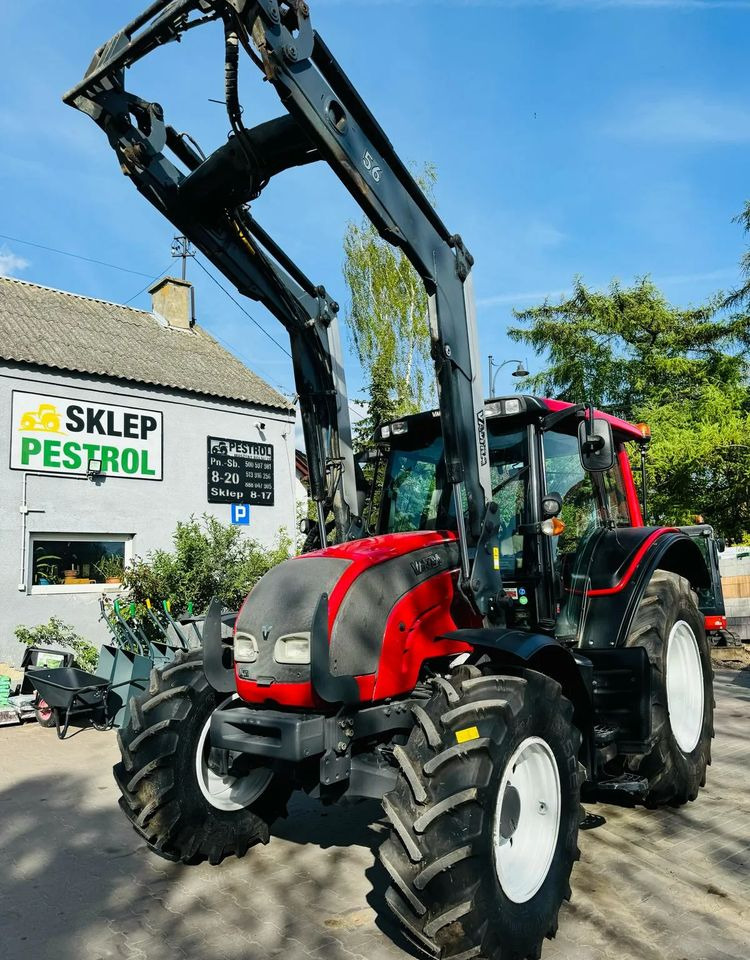 Valtra N101 - Trator: foto 1 Valtra N101 - Trator: foto 1