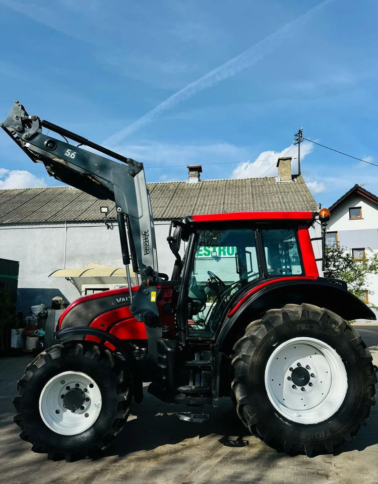 Valtra N101 - Trator: foto 3 Valtra N101 - Trator: foto 3