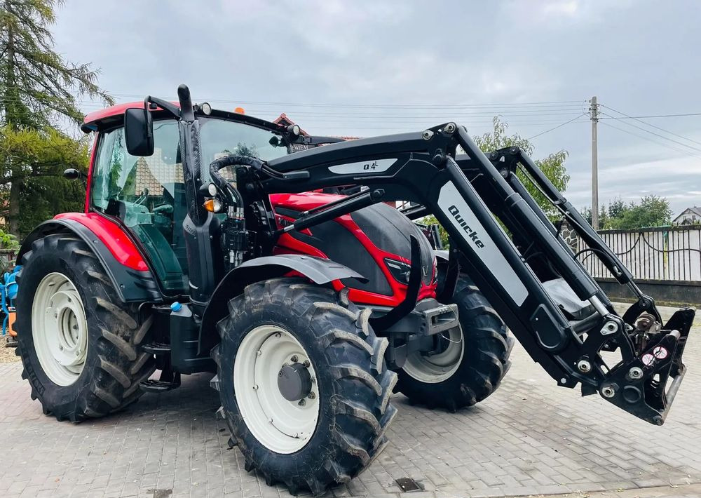 Valtra N104 - Trator: foto 1 Valtra N104 - Trator: foto 1