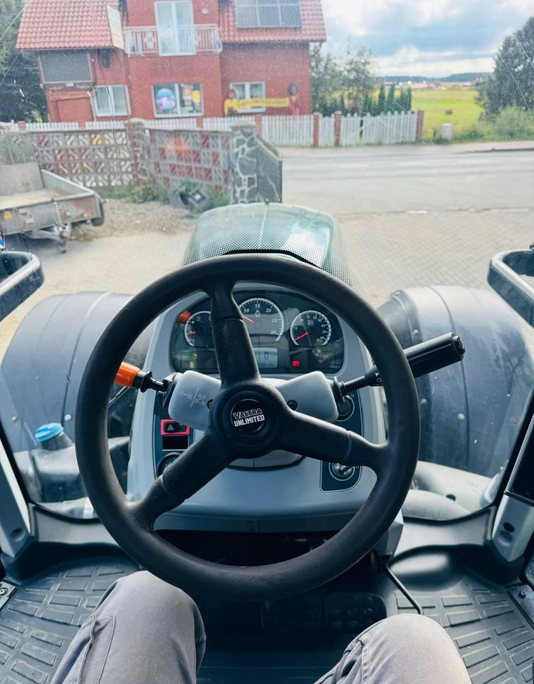 Trator Valtra T214 Versu: foto 12