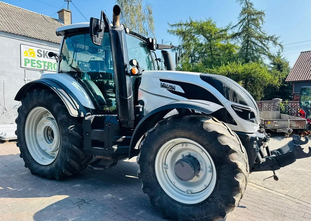 Valtra T254 Versu - Trator: foto 2 Valtra T254 Versu - Trator: foto 2