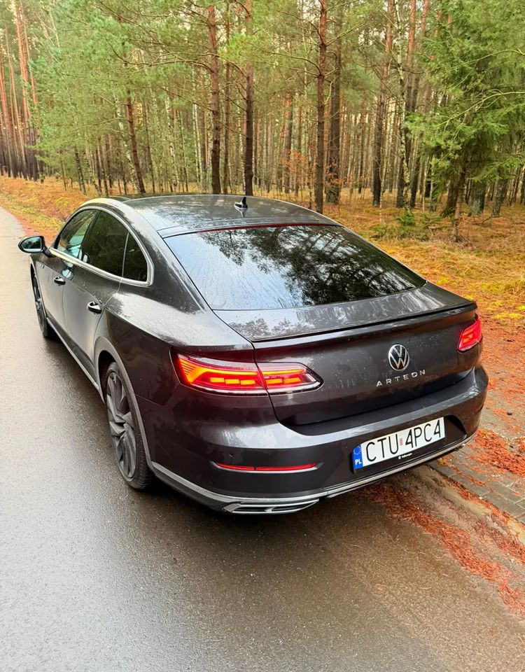 Volkswagen Arteon 2.0 TDI SCR DSG R-Line - Sedan: foto 3 Volkswagen Arteon 2.0 TDI SCR DSG R-Line - Sedan: foto 3