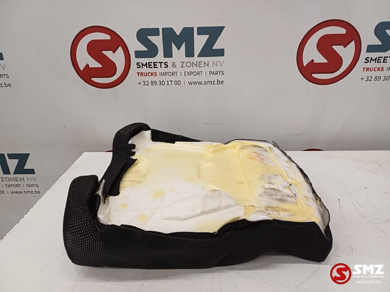 Caterpillar Cushionseat Caterpillar - Cabine e interior por Camião: foto 4 Caterpillar Cushionseat Caterpillar - Cabine e interior por Camião: foto 4