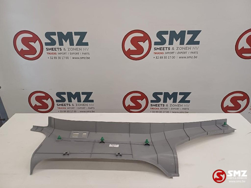 Caterpillar Lot of cabin parts Caterpillar - Cabine e interior por Camião: foto 3 Caterpillar Lot of cabin parts Caterpillar - Cabine e interior por Camião: foto 3