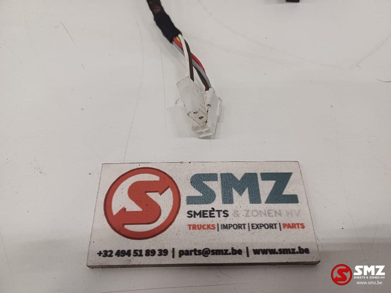 Caterpillar Wire harness Caterpillar - Cables/ Wire harness por Camião: foto 3 Caterpillar Wire harness Caterpillar - Cables/ Wire harness por Camião: foto 3