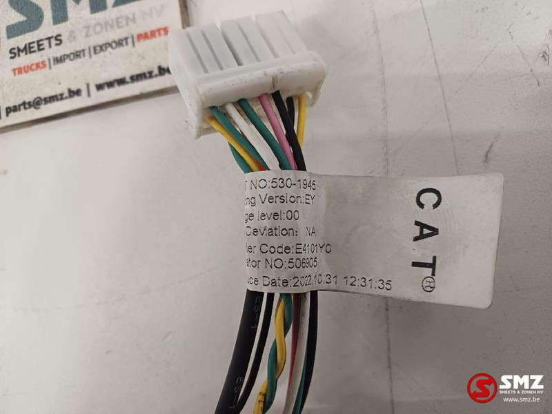 Caterpillar Wiring console Caterpillar - Cables/ Wire harness por Equipamento de movimentação: foto 3 Caterpillar Wiring console Caterpillar - Cables/ Wire harness por Equipamento de movimentação: foto 3