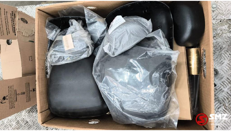 DAF Lot onderdelen DAF - Espelho retrovisor por Camião: foto 1 DAF Lot onderdelen DAF - Espelho retrovisor por Camião: foto 1