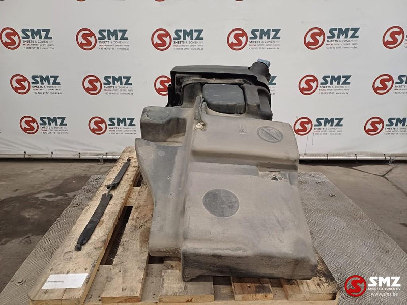 DAF Occ AdBluetank 60 L met vlotter DAF - Sistema de combustível por Camião: foto 3 DAF Occ AdBluetank 60 L met vlotter DAF - Sistema de combustível por Camião: foto 3