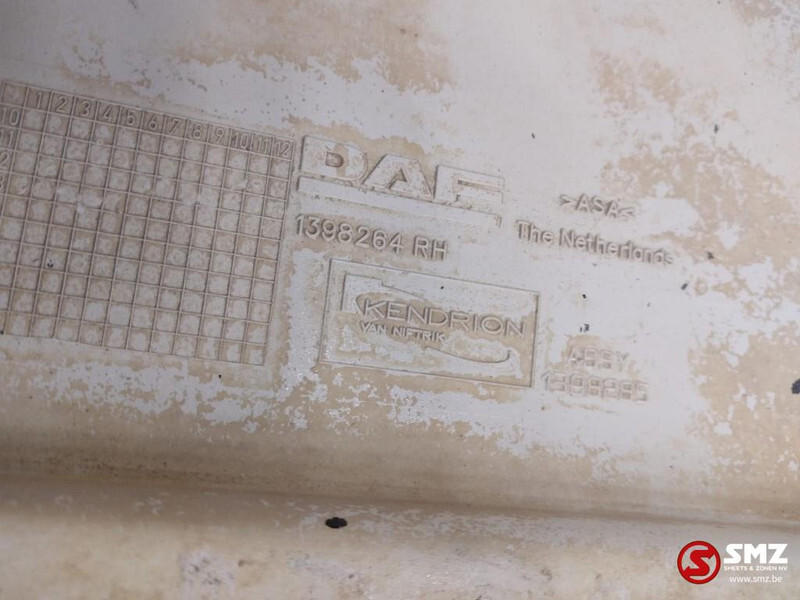 DAF Occ koplamppaneel rechts Daf 1398285 - Para-choque por Camião: foto 4 DAF Occ koplamppaneel rechts Daf 1398285 - Para-choque por Camião: foto 4