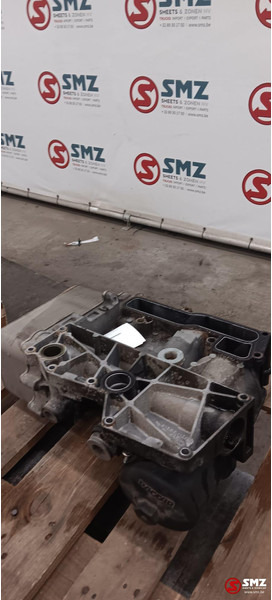 DAF Occ oliefilterhuis DAF - Filtro de óleo por Camião: foto 2 DAF Occ oliefilterhuis DAF - Filtro de óleo por Camião: foto 2