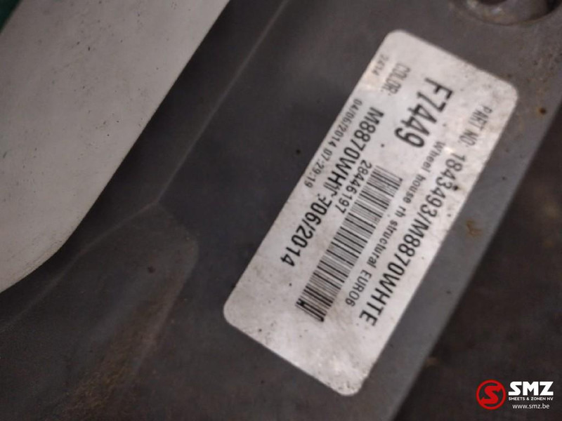 DAF Occ spatbordverlenger rechts DAF - Carroceria e exterior por Camião: foto 3 DAF Occ spatbordverlenger rechts DAF - Carroceria e exterior por Camião: foto 3