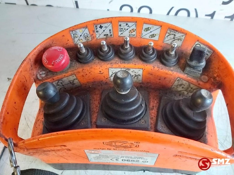 Diversen Occ afstandsbediening Elca voor laadkraan - Sistema elétrico por Camião: foto 2 Diversen Occ afstandsbediening Elca voor laadkraan - Sistema elétrico por Camião: foto 2