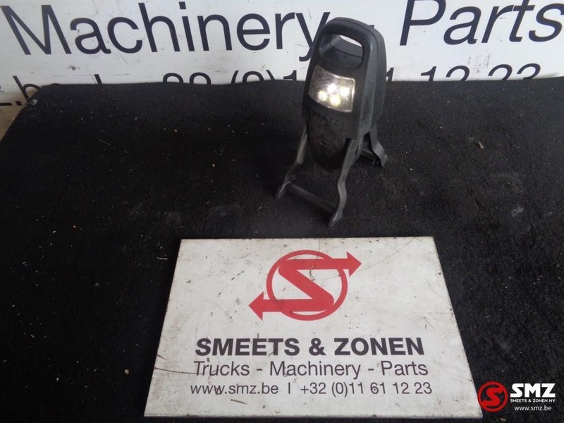 Diversen Occ draag lamp gele flits witte lamp - Iluminação por Camião: foto 2 Diversen Occ draag lamp gele flits witte lamp - Iluminação por Camião: foto 2