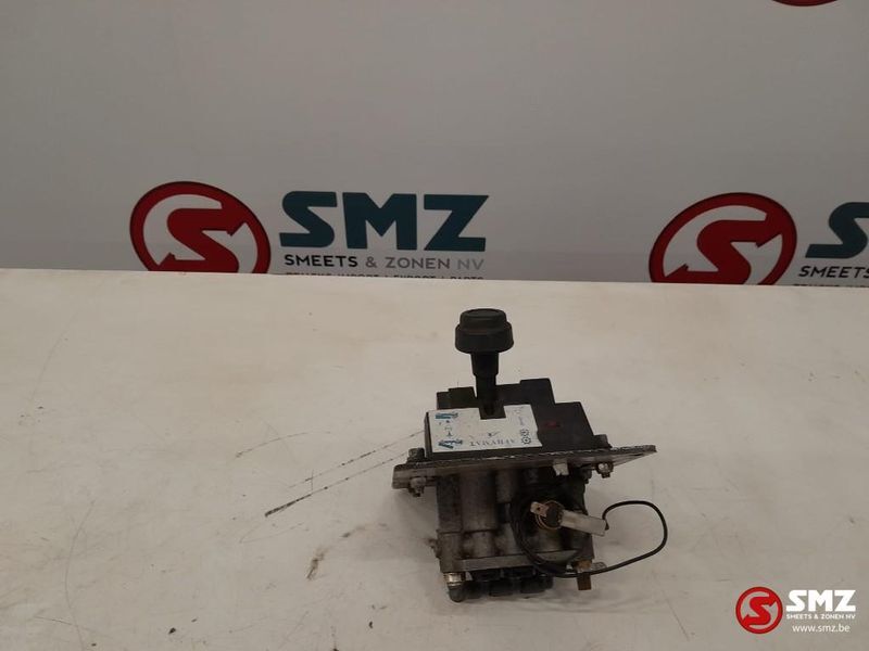 Diversen Occ hydrauliekschakelaar Afhymat - Hidráulica por Camião: foto 1 Diversen Occ hydrauliekschakelaar Afhymat - Hidráulica por Camião: foto 1