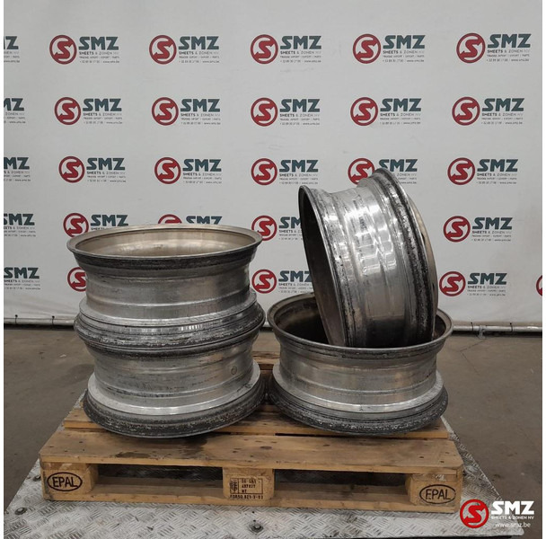 Diversen Occ set van 4 velgen 22,5 x 9,00 Alcoa - Jante por Camião: foto 4 Diversen Occ set van 4 velgen 22,5 x 9,00 Alcoa - Jante por Camião: foto 4