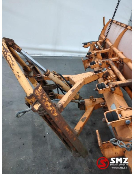 Diversen Occ sneeuwschop 335cm - Lâmina limpa-neves: foto 4 Diversen Occ sneeuwschop 335cm - Lâmina limpa-neves: foto 4