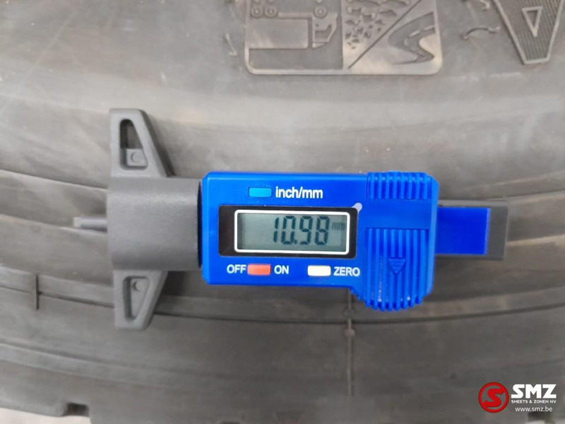 Diversen Occ vrachtwagenband Apollo 315/80R22.5 - Pneu por Camião: foto 5 Diversen Occ vrachtwagenband Apollo 315/80R22.5 - Pneu por Camião: foto 5