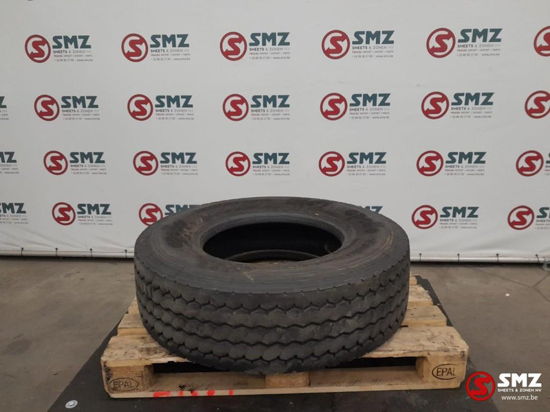 Diversen Occ vrachtwagenband Apollo 315/80R22.5 - Pneu por Camião: foto 1 Diversen Occ vrachtwagenband Apollo 315/80R22.5 - Pneu por Camião: foto 1
