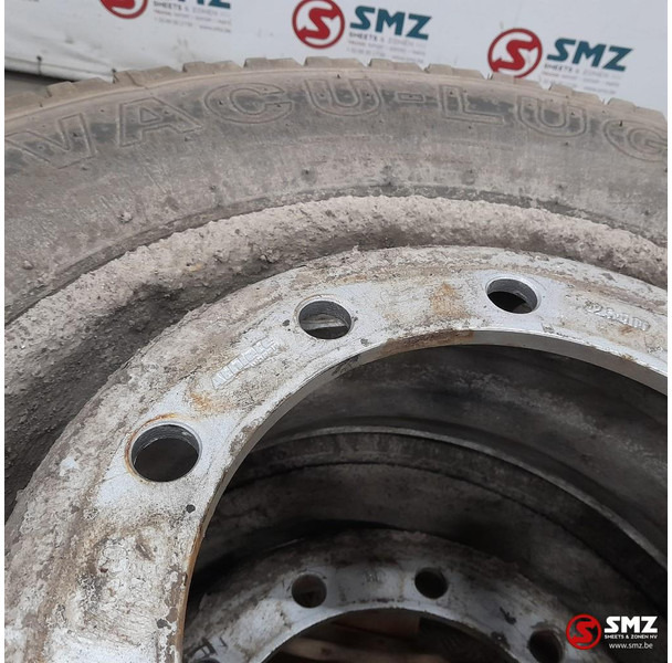 Diversen Occ vrachtwagenband Vaculug 315/70R22.5 154/150K - Pneu por Camião: foto 2 Diversen Occ vrachtwagenband Vaculug 315/70R22.5 154/150K - Pneu por Camião: foto 2