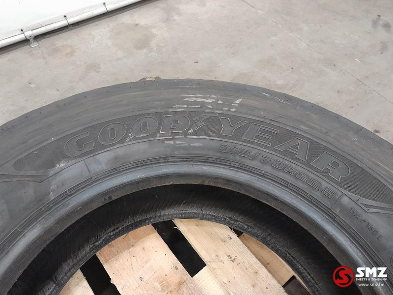 Goodyear Occ vrachtwagenband Goodyear 315/70R22.5 - Pneu por Camião: foto 2 Goodyear Occ vrachtwagenband Goodyear 315/70R22.5 - Pneu por Camião: foto 2