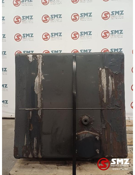 Hiab Occ hydraulische tank 200L Hiab - Tanque hidráulico por Camião: foto 2 Hiab Occ hydraulische tank 200L Hiab - Tanque hidráulico por Camião: foto 2