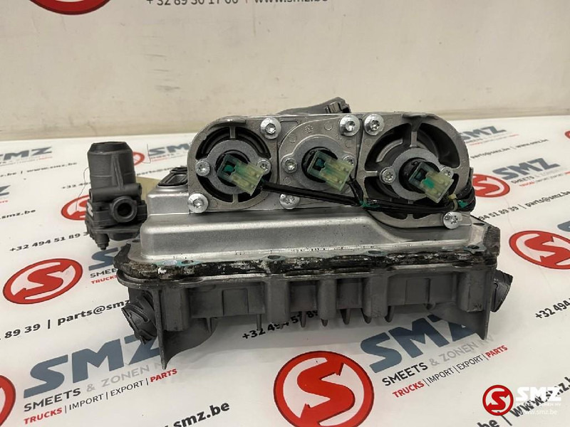 Iveco Occ ASTRONIC GEAR SELECTOR IVECO - Caixa de velocidade por Camião: foto 4 Iveco Occ ASTRONIC GEAR SELECTOR IVECO - Caixa de velocidade por Camião: foto 4