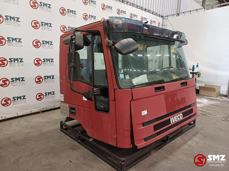 Iveco Occ Cabine Iveco Trakker - Cabine e interior por Camião: foto 4 Iveco Occ Cabine Iveco Trakker - Cabine e interior por Camião: foto 4