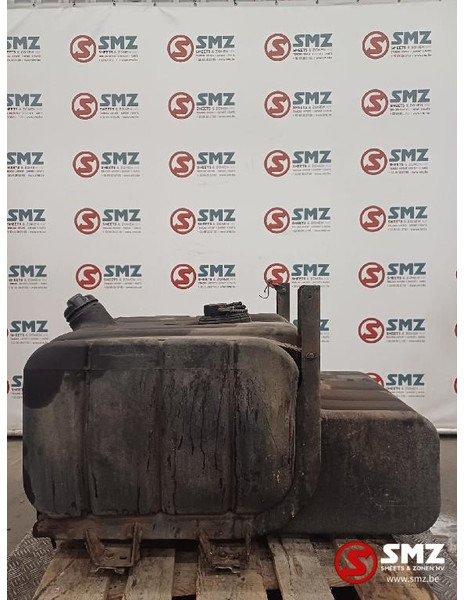Iveco Occ brandstoftank Iveco - Tanque de combustível por Camião: foto 3 Iveco Occ brandstoftank Iveco - Tanque de combustível por Camião: foto 3