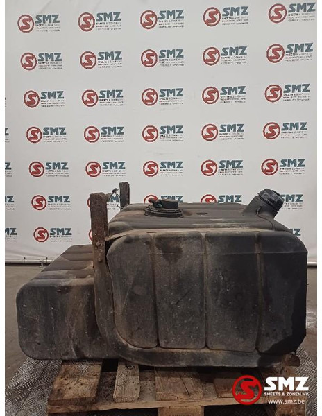 Iveco Occ brandstoftank Iveco - Tanque de combustível por Camião: foto 4 Iveco Occ brandstoftank Iveco - Tanque de combustível por Camião: foto 4