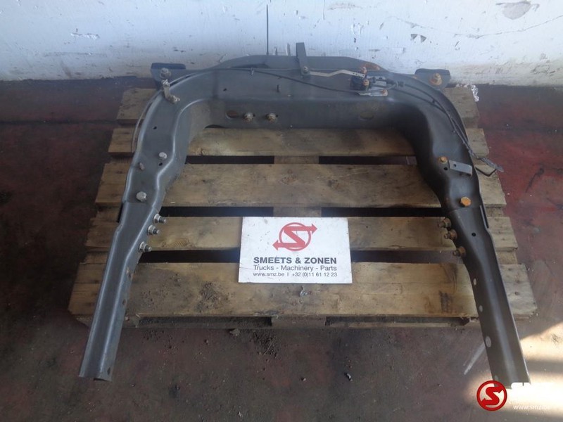 Iveco Occ cabineophanging stralis + schokdemper - Suspensão da cabina por Camião: foto 1 Iveco Occ cabineophanging stralis + schokdemper - Suspensão da cabina por Camião: foto 1
