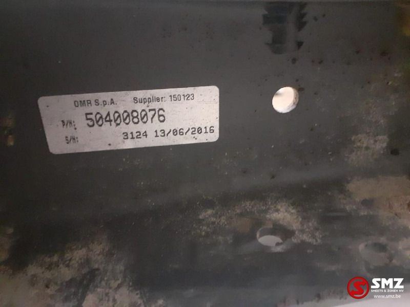 Iveco Occ cabineschokdemper + cabinesteun Iveco - Amortecedor por Camião: foto 4 Iveco Occ cabineschokdemper + cabinesteun Iveco - Amortecedor por Camião: foto 4