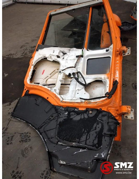 Iveco Occ deur links Iveco - Porta e peças por Camião: foto 2 Iveco Occ deur links Iveco - Porta e peças por Camião: foto 2