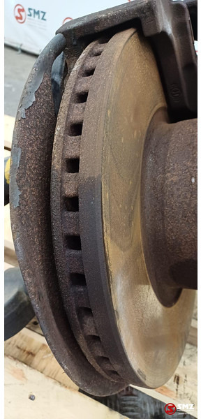 Iveco Occ wielnaaf + remklauw rechts meeloopas Iveco - Direcção por Camião: foto 4 Iveco Occ wielnaaf + remklauw rechts meeloopas Iveco - Direcção por Camião: foto 4