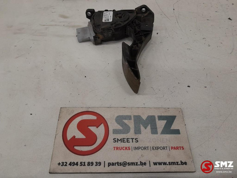 MAN Occ gaspedaal MAN - Cabine e interior por Camião: foto 3 MAN Occ gaspedaal MAN - Cabine e interior por Camião: foto 3