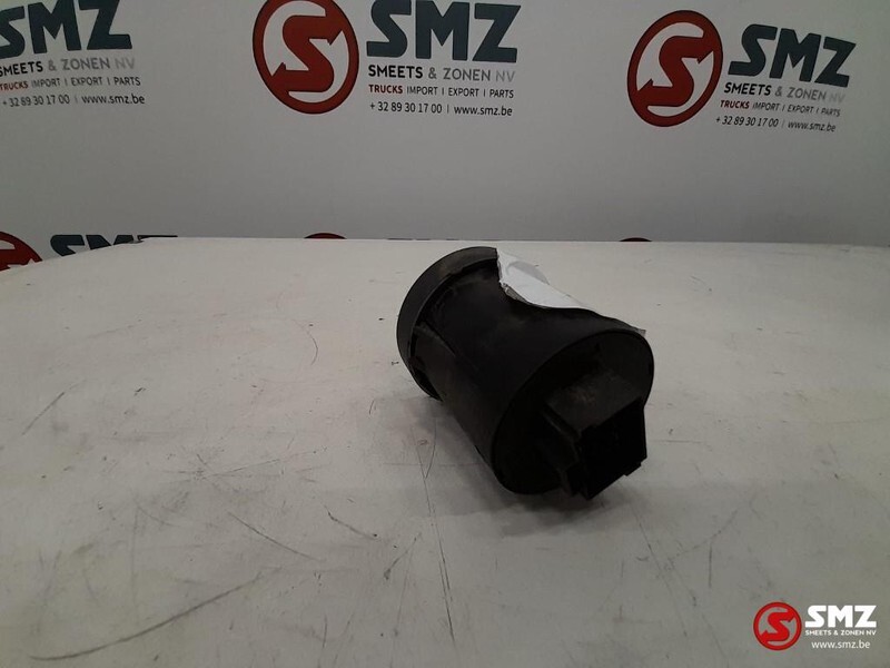 MAN Occ koplampschakelaar MAN TGX 81255056877 - Cabine e interior por Camião: foto 3 MAN Occ koplampschakelaar MAN TGX 81255056877 - Cabine e interior por Camião: foto 3