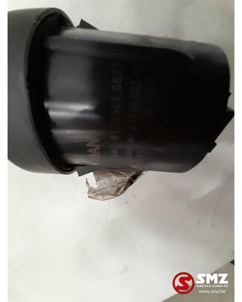 MAN Occ koplampschakelaar MAN TGX 81255056877 - Cabine e interior por Camião: foto 4 MAN Occ koplampschakelaar MAN TGX 81255056877 - Cabine e interior por Camião: foto 4