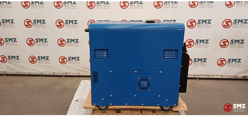 Hyundai Occ stroomgroep HDG6500T Hyundai 6.5kva - Máquina de construção: foto 2 Hyundai Occ stroomgroep HDG6500T Hyundai 6.5kva - Máquina de construção: foto 2