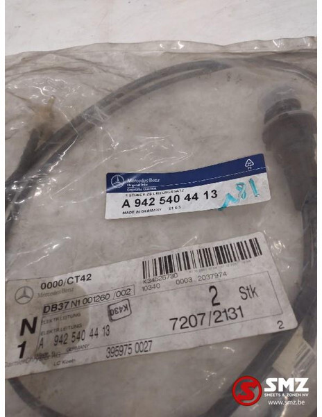 Mercedes-Benz Kabelboom oliekoeler mercedes a9425404413 - Cables/ Wire harness por Camião: foto 2 Mercedes-Benz Kabelboom oliekoeler mercedes a9425404413 - Cables/ Wire harness por Camião: foto 2