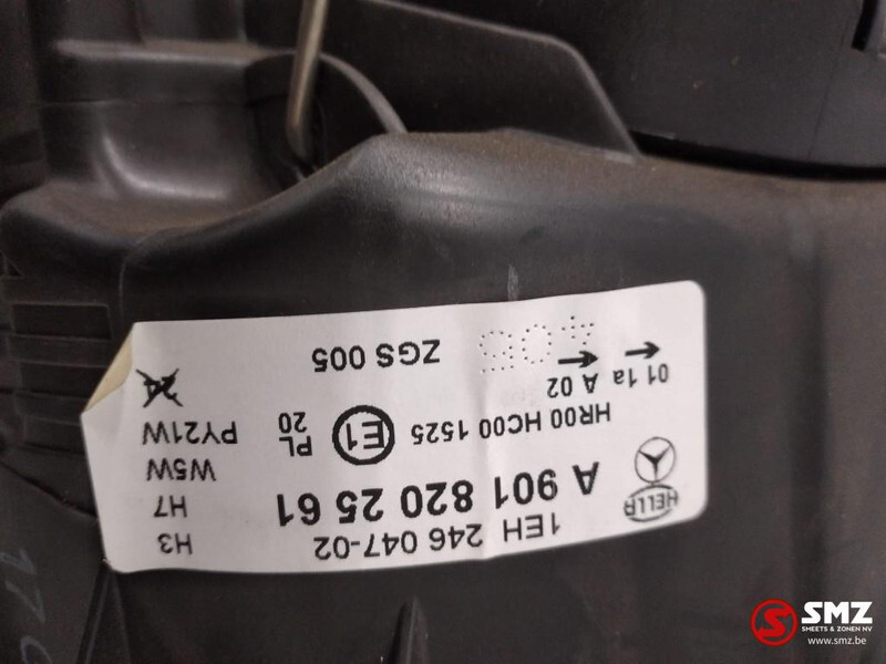 Mercedes-Benz Koplamp rechts mercedes sprinter w901 a9018202561 - Farol dianteira por Camião: foto 3 Mercedes-Benz Koplamp rechts mercedes sprinter w901 a9018202561 - Farol dianteira por Camião: foto 3