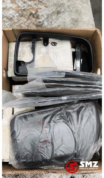 Mercedes-Benz Lot onderdelen Mercedes - Espelho retrovisor por Camião: foto 1 Mercedes-Benz Lot onderdelen Mercedes - Espelho retrovisor por Camião: foto 1