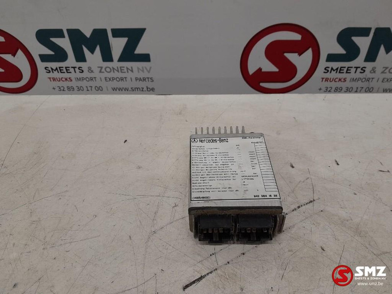 Mercedes-Benz Occ ECU ECAS 4x2 VL regeleenheid Mercedes - Centralina electrónica por Camião: foto 2 Mercedes-Benz Occ ECU ECAS 4x2 VL regeleenheid Mercedes - Centralina electrónica por Camião: foto 2