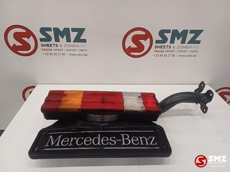 Mercedes-Benz Occ achterlicht links Mercedes - Farol traseiros por Camião: foto 1 Mercedes-Benz Occ achterlicht links Mercedes - Farol traseiros por Camião: foto 1