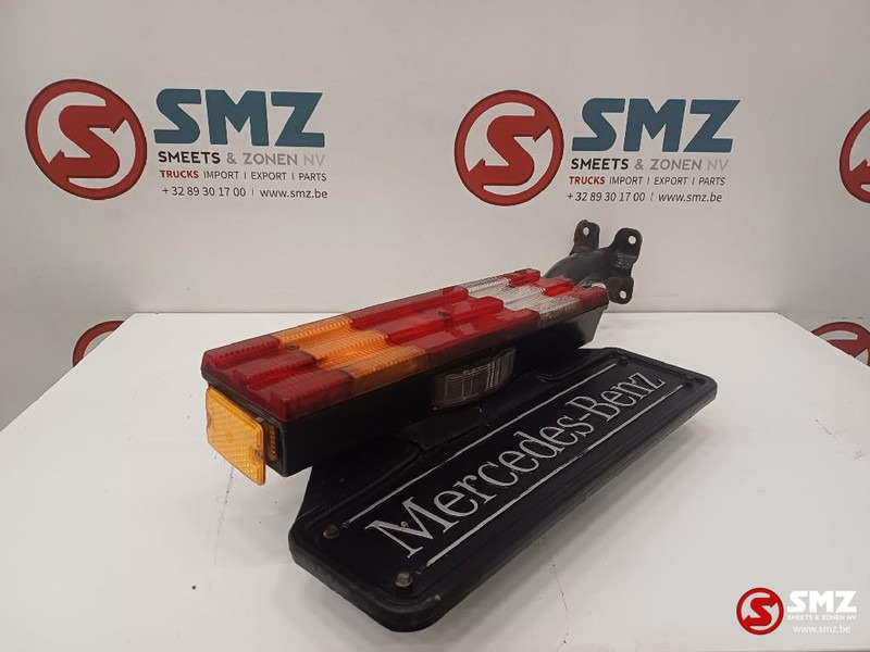 Mercedes-Benz Occ achterlicht links Mercedes - Farol traseiros por Camião: foto 2 Mercedes-Benz Occ achterlicht links Mercedes - Farol traseiros por Camião: foto 2