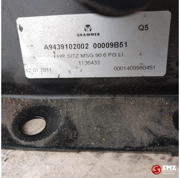 Mercedes-Benz Occ bestuurdersstoel Mercedes Actros MP3 - Cabine e interior por Camião: foto 5 Mercedes-Benz Occ bestuurdersstoel Mercedes Actros MP3 - Cabine e interior por Camião: foto 5