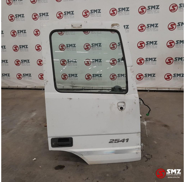 Mercedes-Benz Occ deur rechts Mercedes Actros MP3 - Porta e peças por Camião: foto 1 Mercedes-Benz Occ deur rechts Mercedes Actros MP3 - Porta e peças por Camião: foto 1