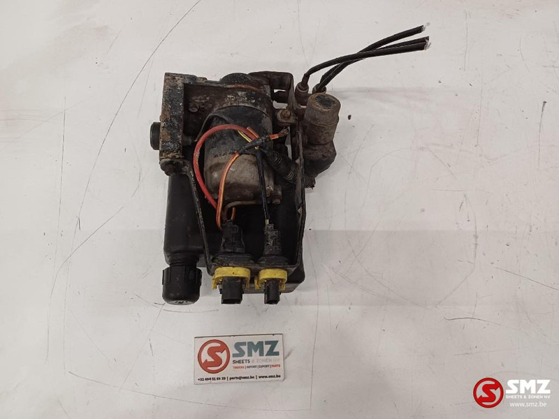 Mercedes-Benz Occ electrische cabinekantelpomp Mercedes - Estrutura/ Châssis por Camião: foto 1 Mercedes-Benz Occ electrische cabinekantelpomp Mercedes - Estrutura/ Châssis por Camião: foto 1