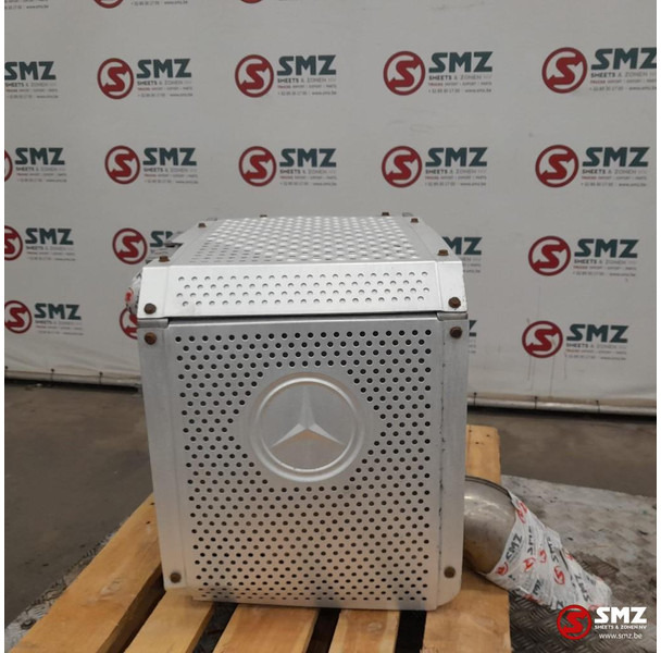 Mercedes-Benz Occ katalysator Euro 4 Mercedes - Conversor catalítico por Camião: foto 1 Mercedes-Benz Occ katalysator Euro 4 Mercedes - Conversor catalítico por Camião: foto 1