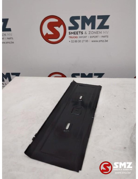 Mercedes-Benz Occ nummerplaathouder Mercedes Actros MP2 MP3 A943 - Para-choque por Camião: foto 2 Mercedes-Benz Occ nummerplaathouder Mercedes Actros MP2 MP3 A943 - Para-choque por Camião: foto 2