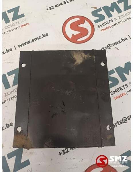 Mercedes-Benz Occ omvormer 24/12V 18A Mercedes - Sistema elétrico por Camião: foto 2 Mercedes-Benz Occ omvormer 24/12V 18A Mercedes - Sistema elétrico por Camião: foto 2