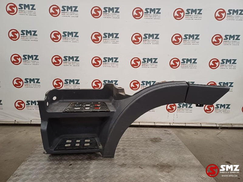 Mercedes-Benz Occ opstapbak links Mercedes - Cabine e interior por Camião: foto 1 Mercedes-Benz Occ opstapbak links Mercedes - Cabine e interior por Camião: foto 1